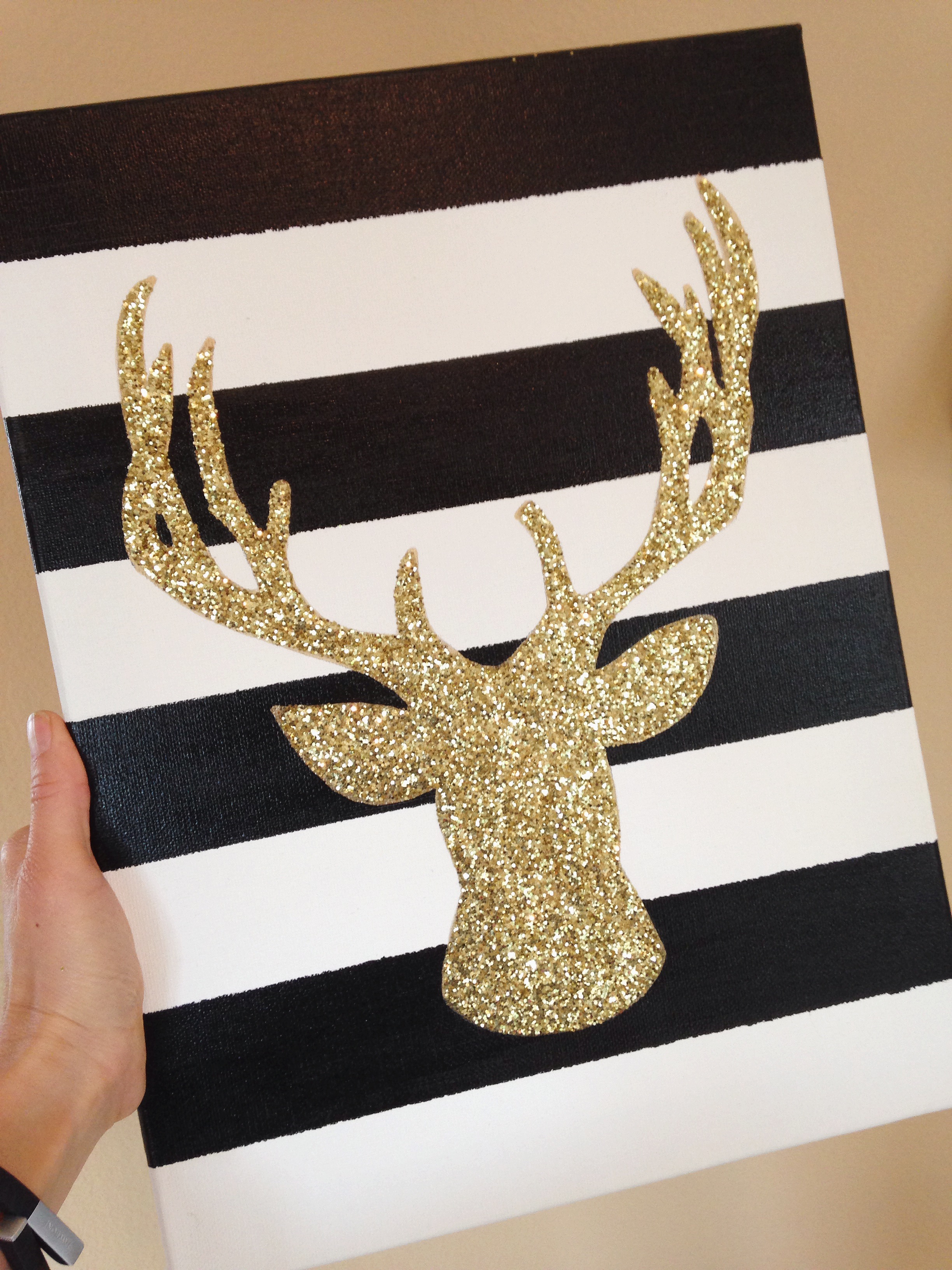 DIY Glitter Deer Head